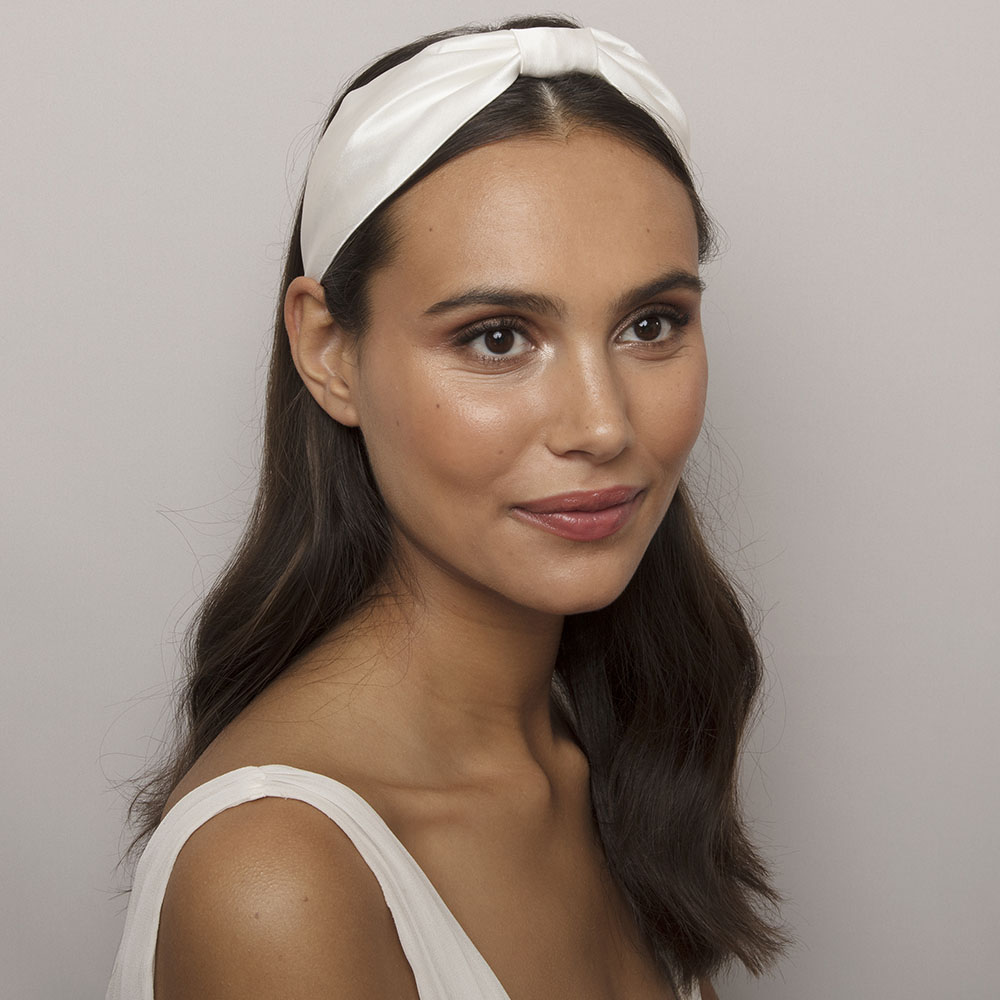 Marilyn hairpiece- Creme silk